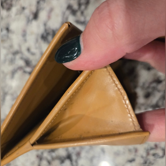 Gucci Jackie Bifold Brown Wallet With Gold Hardware - Picture 14 of 14